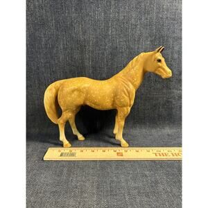Blue Ribbon Ranch Quarter Horse Dapple Palomino Blue Box 9.5”